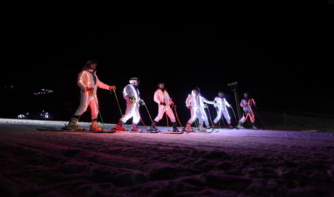 Erzurum’un önemli kış turizmi merkezlerinden Palandöken Kayak Merkezi, yeni sezonu